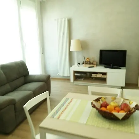 Apartment Gim House *