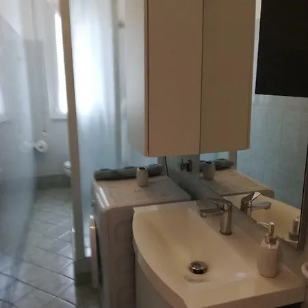 Apartment Gim House *